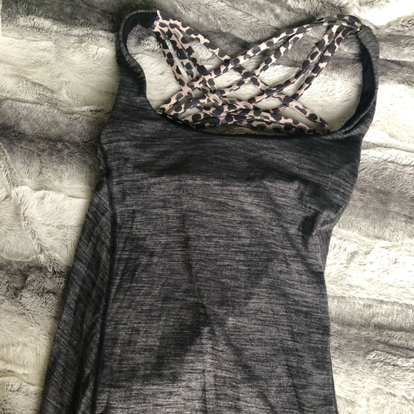 Lululemon tank top with sports bra - Picture 1 of 2